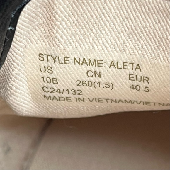 Kate Spade Black Slip-On Sneakers - Picture 12 of 14